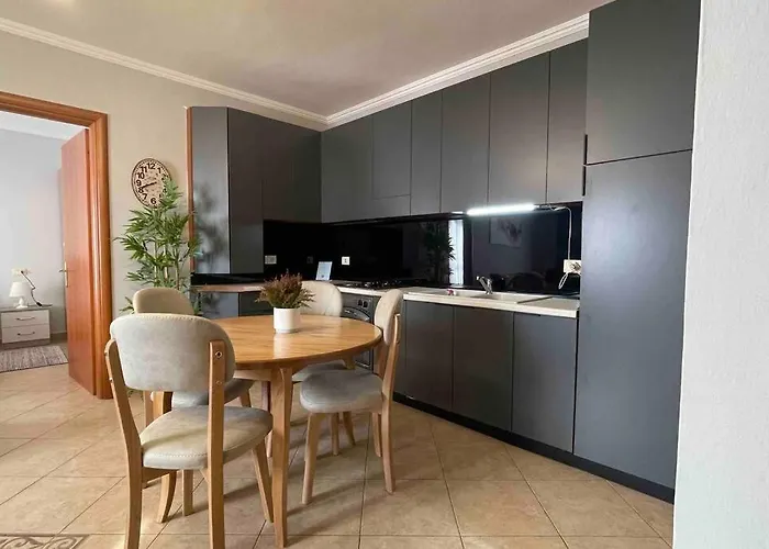 Lägenhet 34 ° Bs Tirana